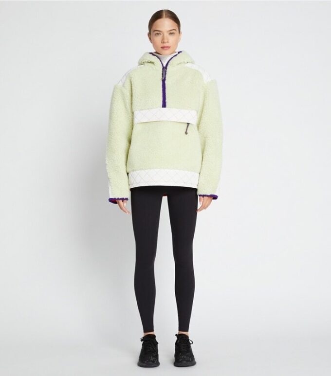 Oversized-Fleece-Pullover mit Kapuze Oversized-Fleece-Pullover mit Kapuze