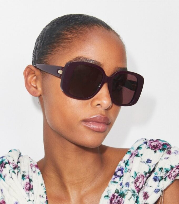 Oversized-Sonnenbrille mit quadratischen Gläsern Oversized-Sonnenbrille mit quadratischen Gläsern
