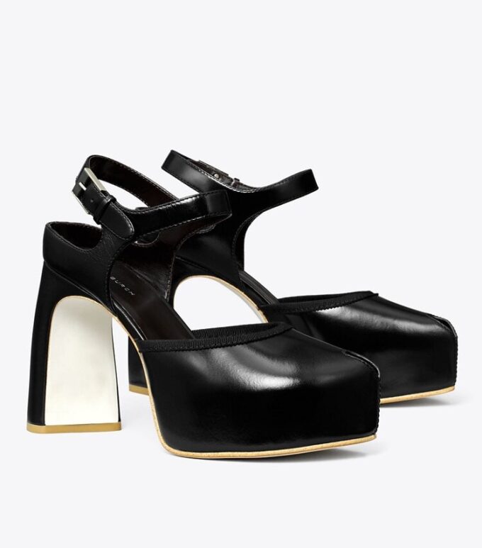 Peep-Toe-Plateausandale Peep-Toe-Plateausandale