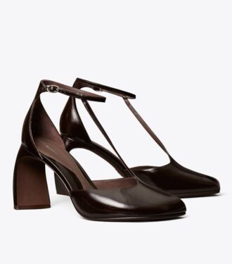 Peep-Toe-Sandale mit T-Riemchen und Absatz