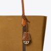 Perry Suede Tote mit drei Fächern Perry Suede Tote mit drei Fächern