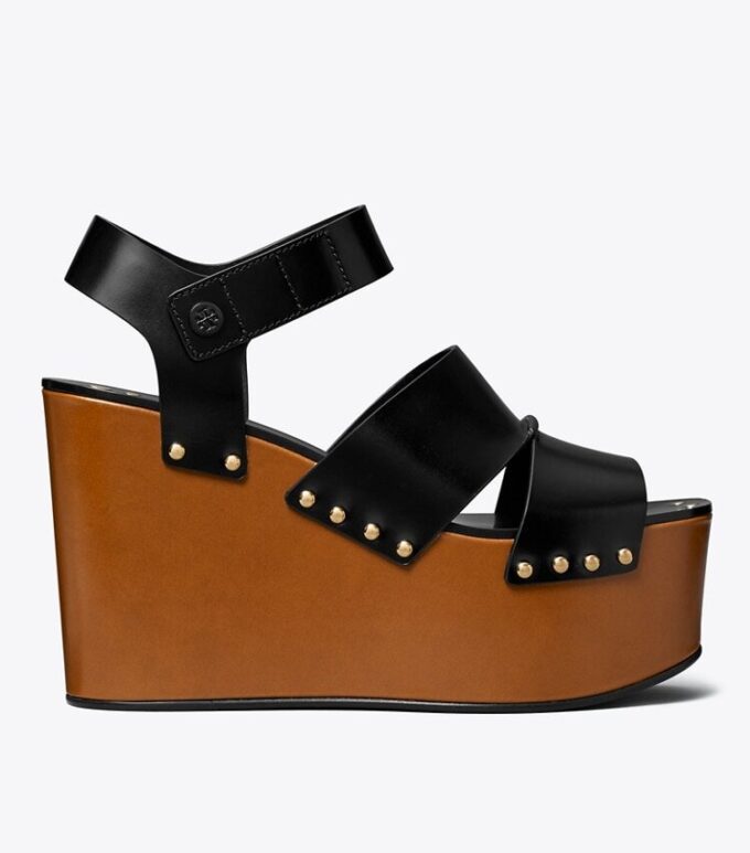 Plateauschuhe mit Nieten Plateauschuhe mit Nieten