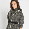 Prismatischer T Monogram-Anorak mit Kapuze Prismatischer T Monogram-Anorak mit Kapuze