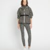Prismatischer T Monogram-Anorak mit Kapuze Prismatischer T Monogram-Anorak mit Kapuze