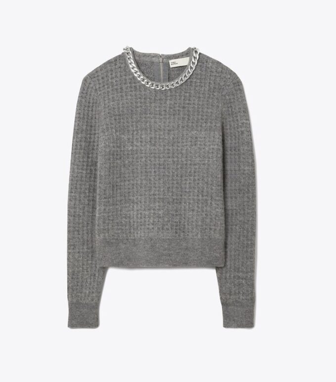 Pullover mit Rundhalsausschnitt und Kettenverzierung Pullover mit Rundhalsausschnitt und Kettenverzierung
