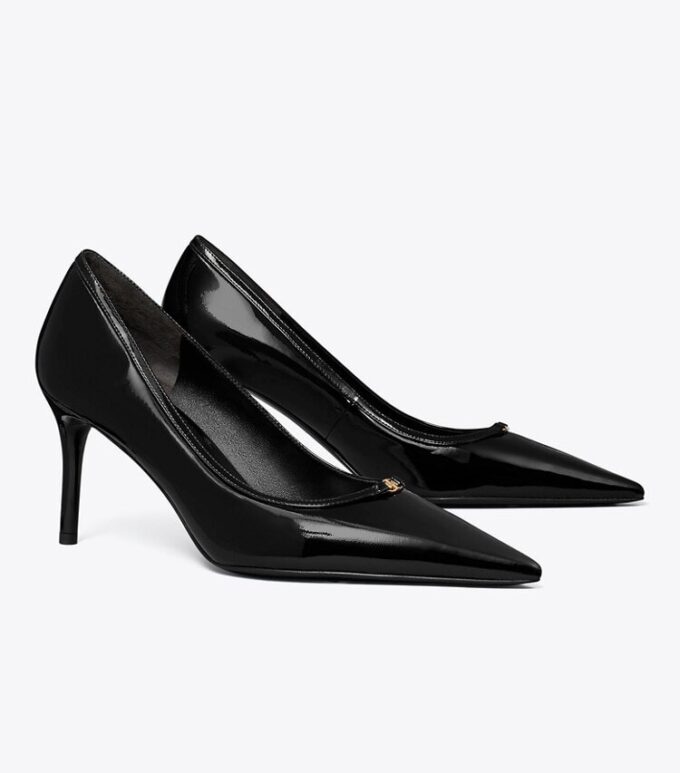 Pumps mit Double T-Schnalle Pumps mit Double T-Schnalle