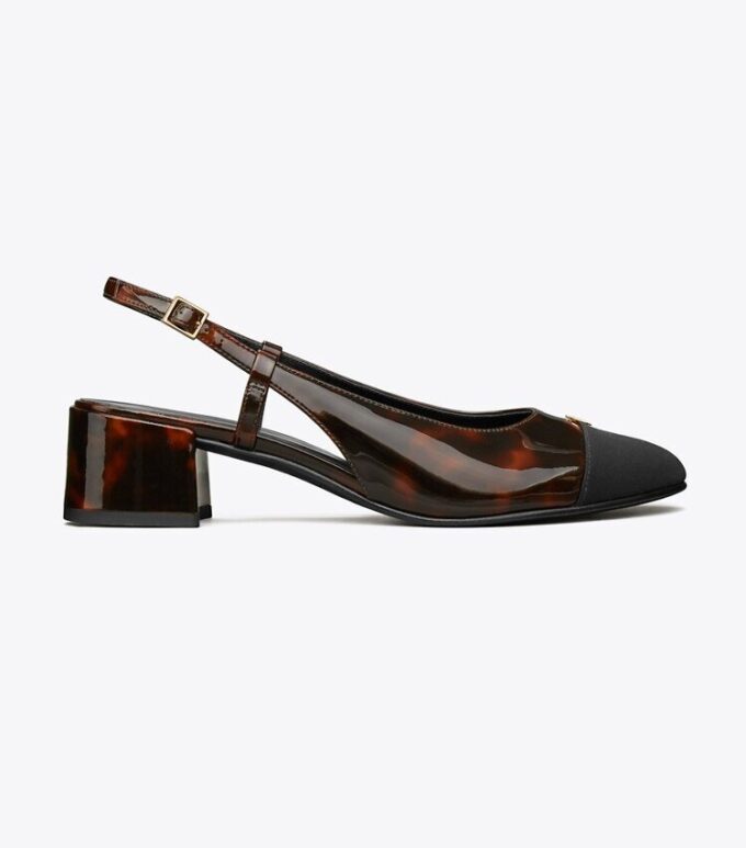 Pumps mit Kappe und Fersenriemen Pumps mit Kappe und Fersenriemen