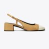 Pumps mit Kappe und Fersenriemen Pumps mit Kappe und Fersenriemen
