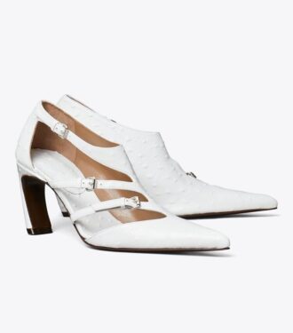 Pumps mit mehreren Schnallen