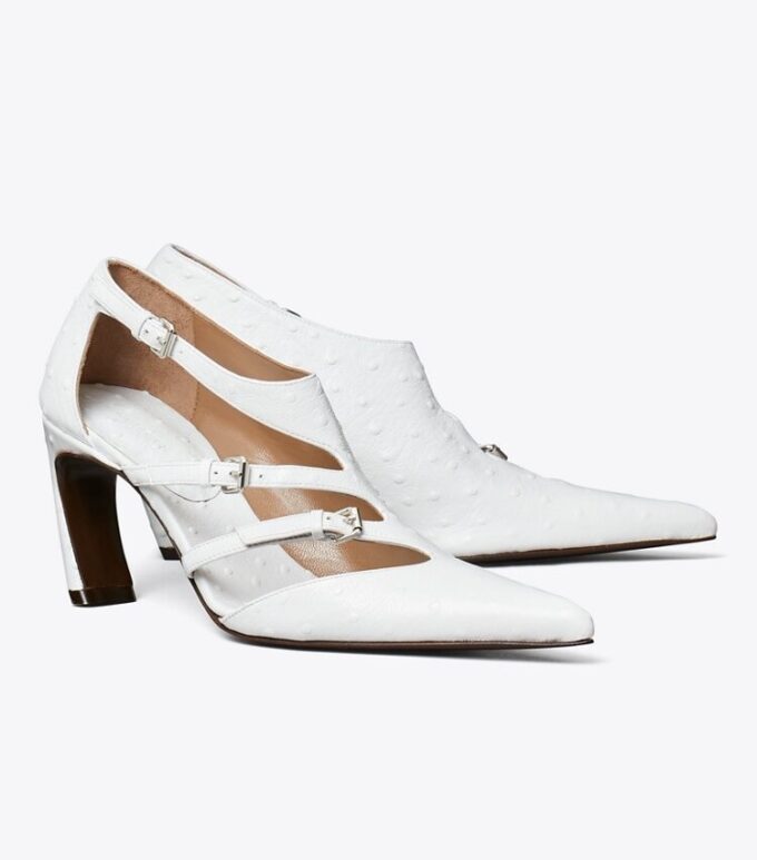 Pumps mit mehreren Schnallen Pumps mit mehreren Schnallen
