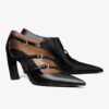 Pumps mit mehreren Schnallen Pumps mit mehreren Schnallen