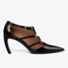 Pumps mit mehreren Schnallen Pumps mit mehreren Schnallen