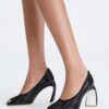 Pumps mit offener Spitze Pumps mit offener Spitze