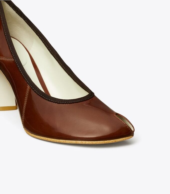 Pumps mit offener Spitze Pumps mit offener Spitze