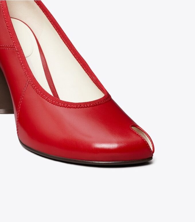Pumps mit offener Spitze Pumps mit offener Spitze