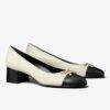 Pumps mit Zehenkappe Pumps mit Zehenkappe