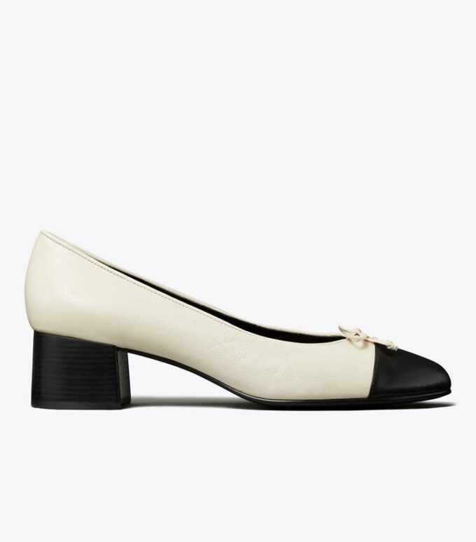 Pumps mit Zehenkappe Pumps mit Zehenkappe
