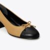 Pumps mit Zehenkappe Pumps mit Zehenkappe
