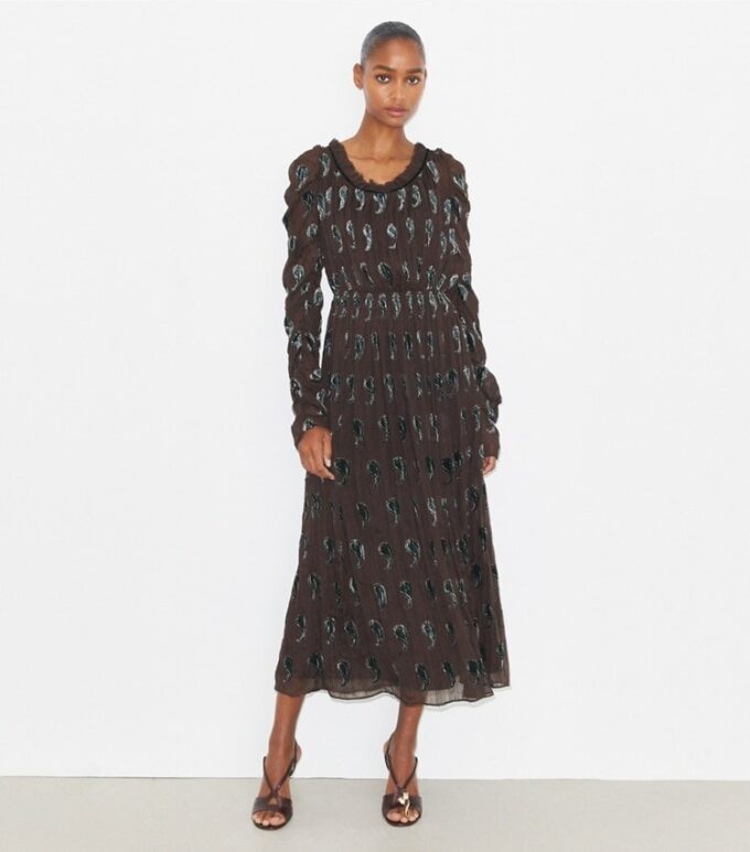 Rüschen-Samtkleid Rüschen-Samtkleid