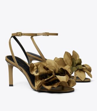 Sandalen mit Blumenabsatz