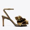 Sandalen mit Blumenabsatz Sandalen mit Blumenabsatz