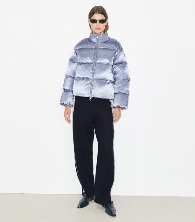 Satin-Viskose-Daunenjacke Satin-Viskose-Daunenjacke