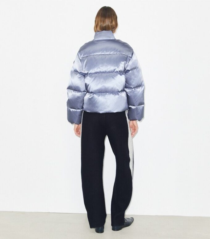 Satin-Viskose-Daunenjacke Satin-Viskose-Daunenjacke