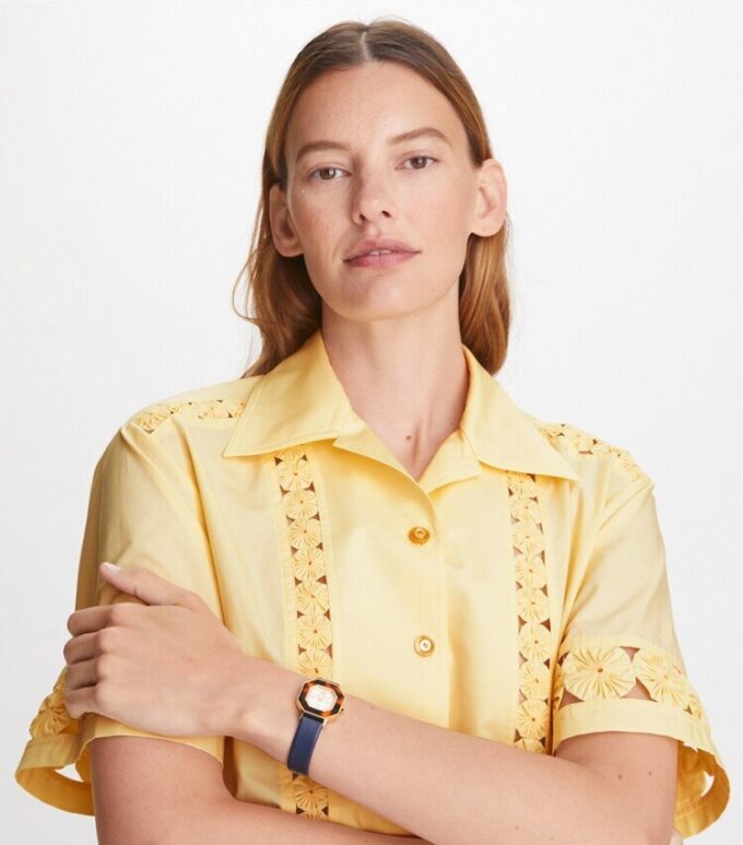 Sawyer Octagonal Uhr, marineblaues Leder/goldfarbener Edelstahl, 28 x 32 mm Sawyer Octagonal Uhr, marineblaues Leder/goldfarbener Edelstahl, 28 x 32 mm