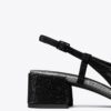 Slingback mit Kappe und Pavé-Verzierung Slingback mit Kappe und Pavé-Verzierung