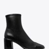 Stiefelette mit Kappe und Absatz Stiefelette mit Kappe und Absatz