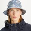 T Monogram-Bucket-Hat mit kurzer Krempe T Monogram-Bucket-Hat mit kurzer Krempe