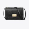 T Monogram Pebbled Schultertasche T Monogram Pebbled Schultertasche