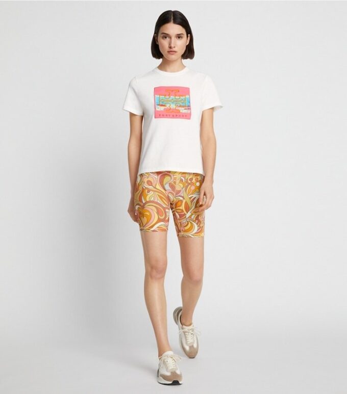 T-Shirt mit grafischem Logo-Aufnäher