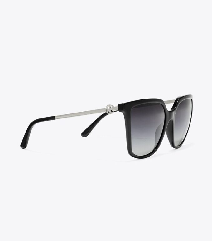 The Miller Square Polarized The Miller Square Polarized
