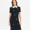 Verziertes Popeline-Kragen-Strickkleid Verziertes Popeline-Kragen-Strickkleid