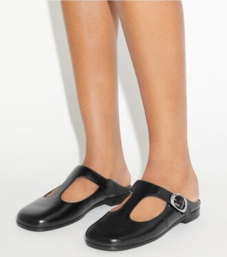 Violette Mules mit T-Riemen