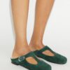 Violette Mules mit T-Riemen Violette Mules mit T-Riemen