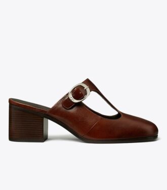 Violette Pantolette mit T-Riemchen und Absatz Violette Pantolette mit T-Riemchen und Absatz