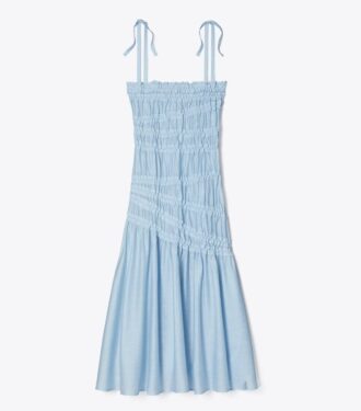 Viskose-Kleid mit Schulterbändern und Smokdetails Viskose-Kleid mit Schulterbändern und Smokdetails