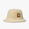 Wendbarer Bucket Hat aus Lammfell Wendbarer Bucket Hat aus Lammfell
