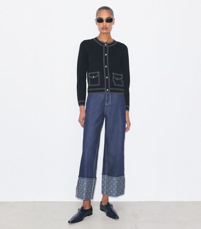 Wollcardigan mit Ziernähten Wollcardigan mit Ziernähten