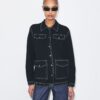 Wolljacke mit Ziernähten Wolljacke mit Ziernähten