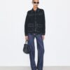 Wolljacke mit Ziernähten Wolljacke mit Ziernähten