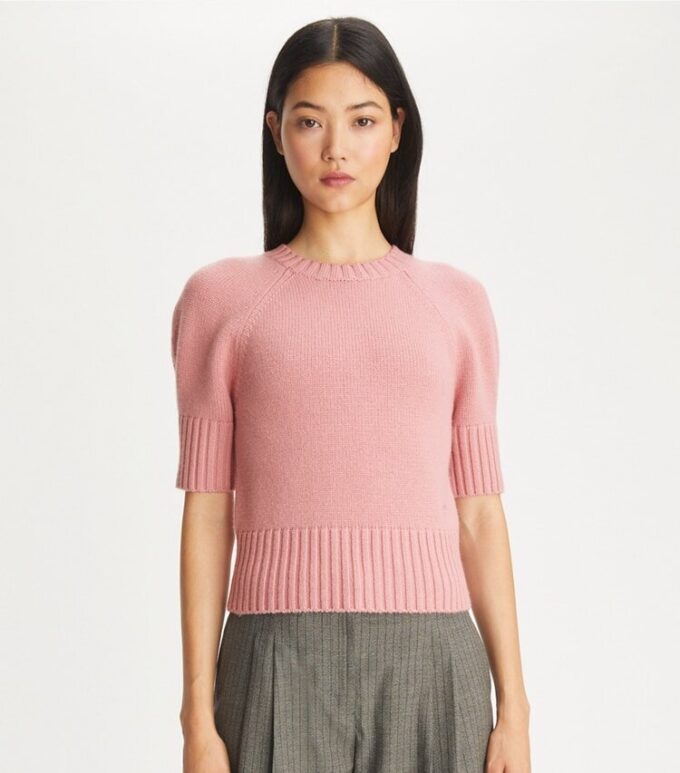 Wollpullover mit Rundhalsausschnitt Wollpullover mit Rundhalsausschnitt